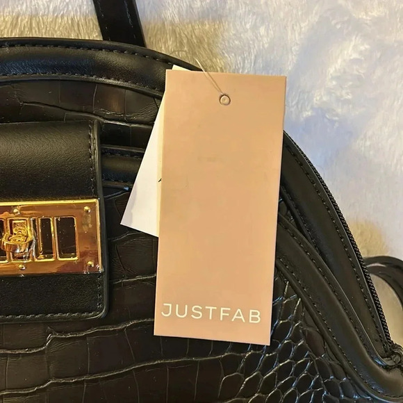 🖤✨JustFab Dome Rucksack with Front Slip Pocket in Black - Picture 7 of 8